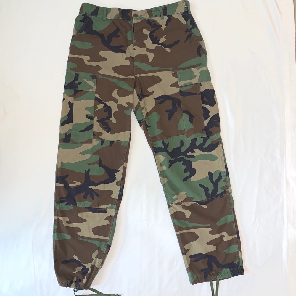 Vintage Vietnam Cargo Camo Pants Medium